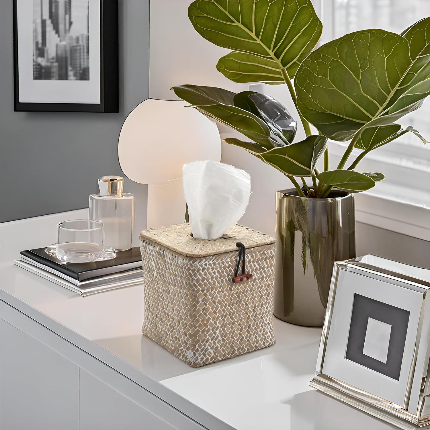 Seagrass Tissue Box Holder / Whitewash