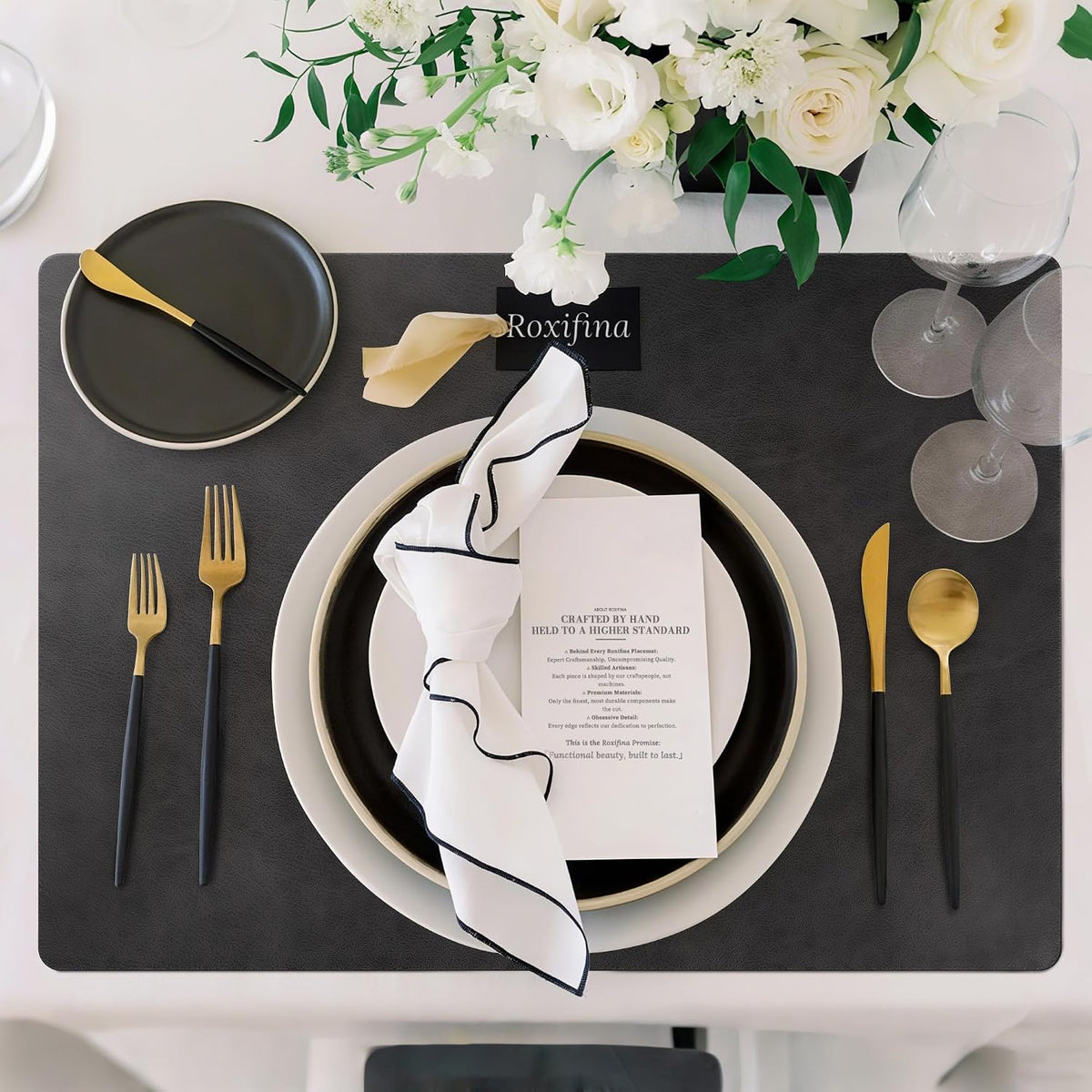 Roxifina Faux Leather Placemats Set of 8 - Vinyl Placemats Wipeable Waterproof Oil-Proof PU Place Mats Heat Resistant