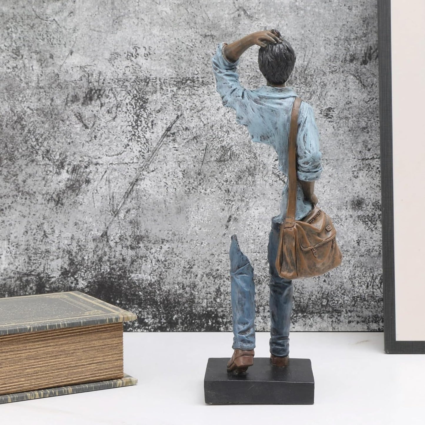 Decorative Traveler Figurine / Blue / 9.84 Inch