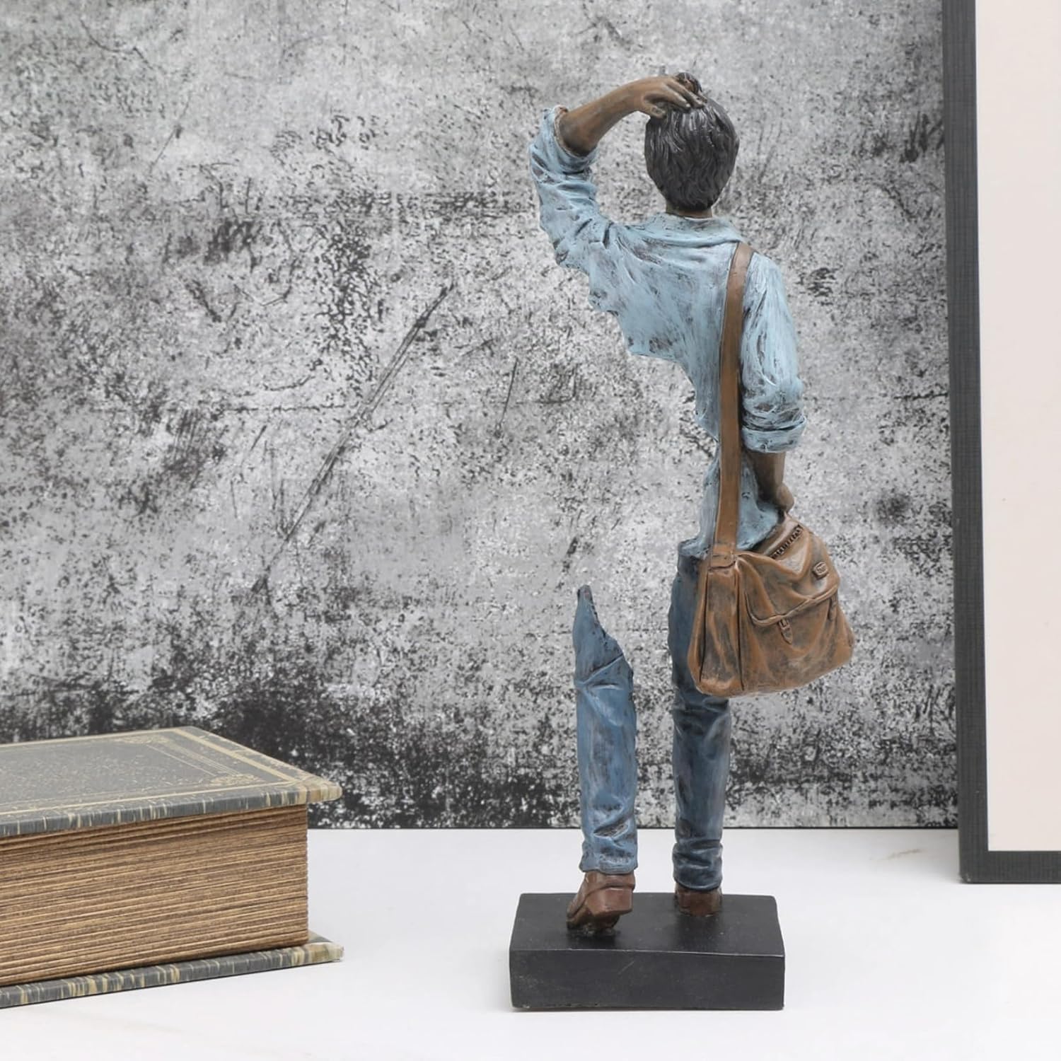 Decorative Traveler Figurine / Blue / 9.84 Inch