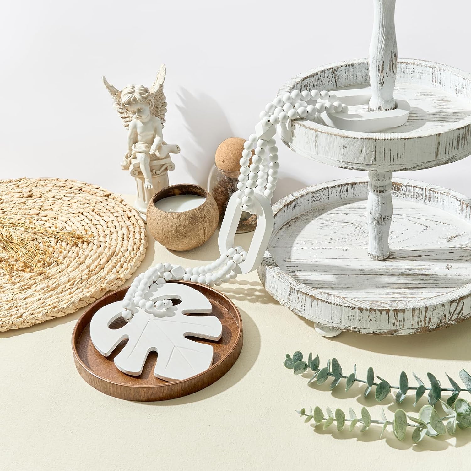Knot Beaded Garland Decor / White