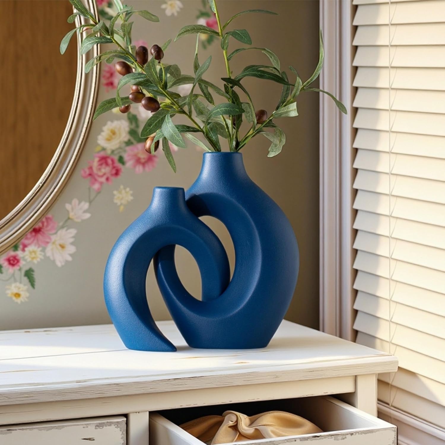 Snuggle Hollow Ceramic Vase / Navy Blue L / 8.4 Inch / Set of 2