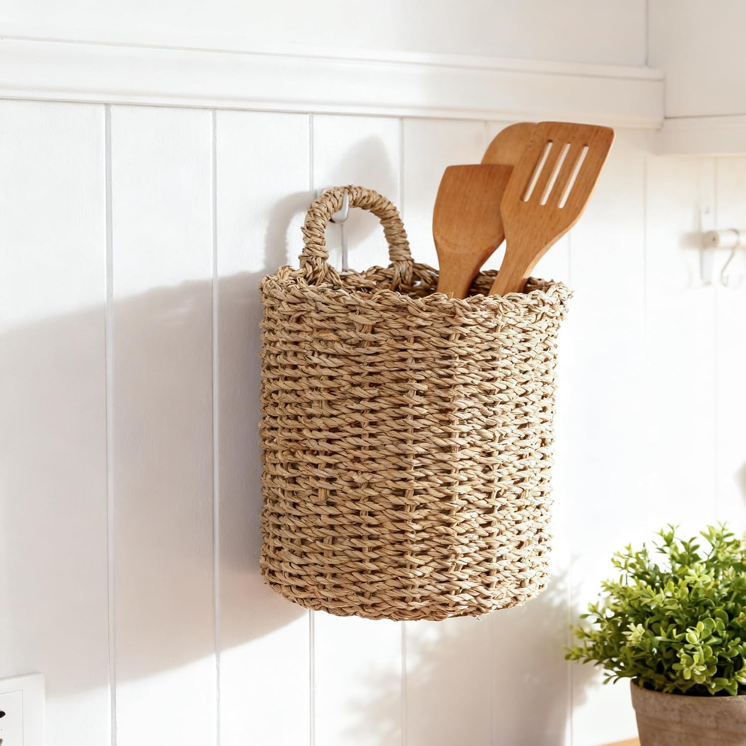 Seagrass Hanging front door decor Wall Basket