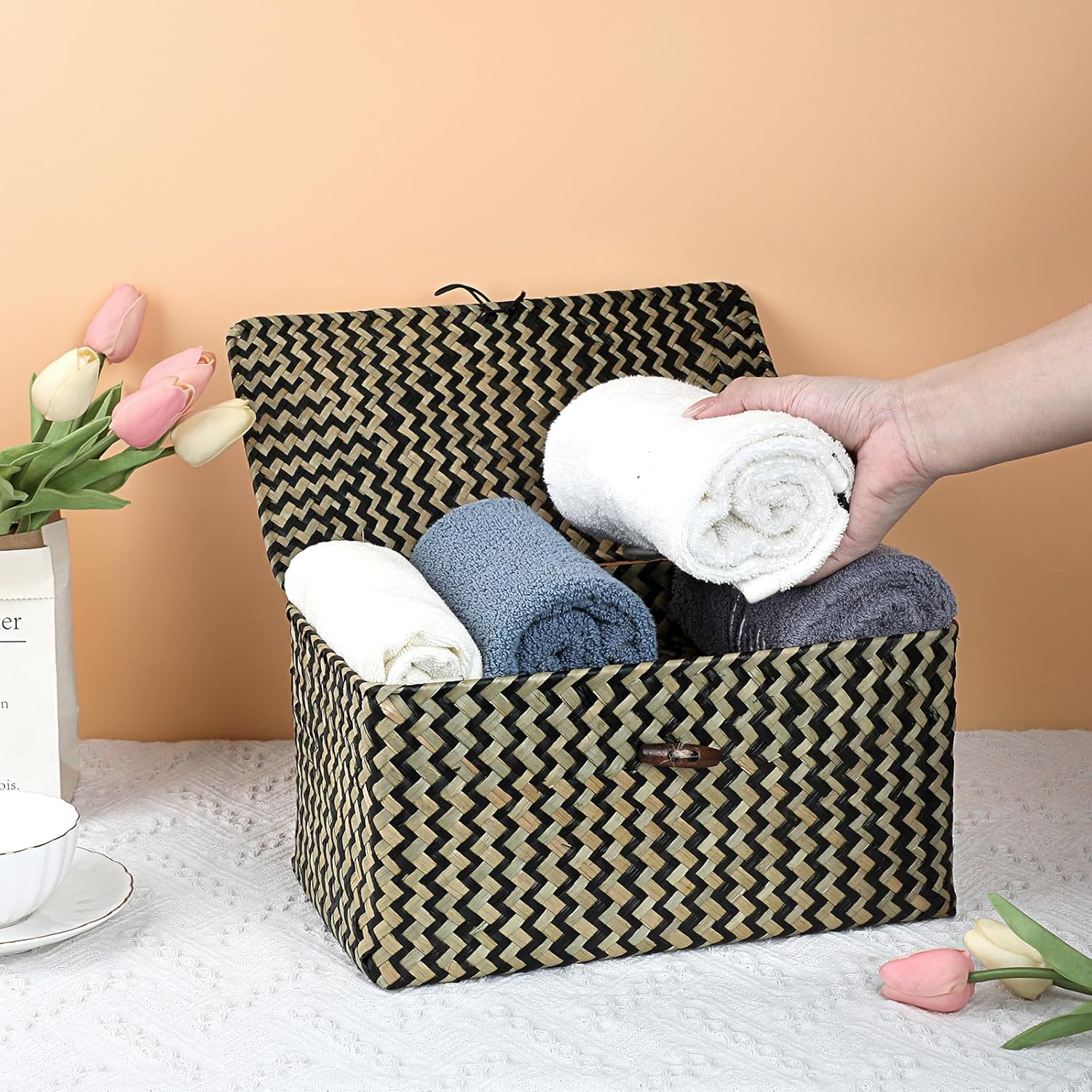 Wicker Shelf Baskets / Medium / Black