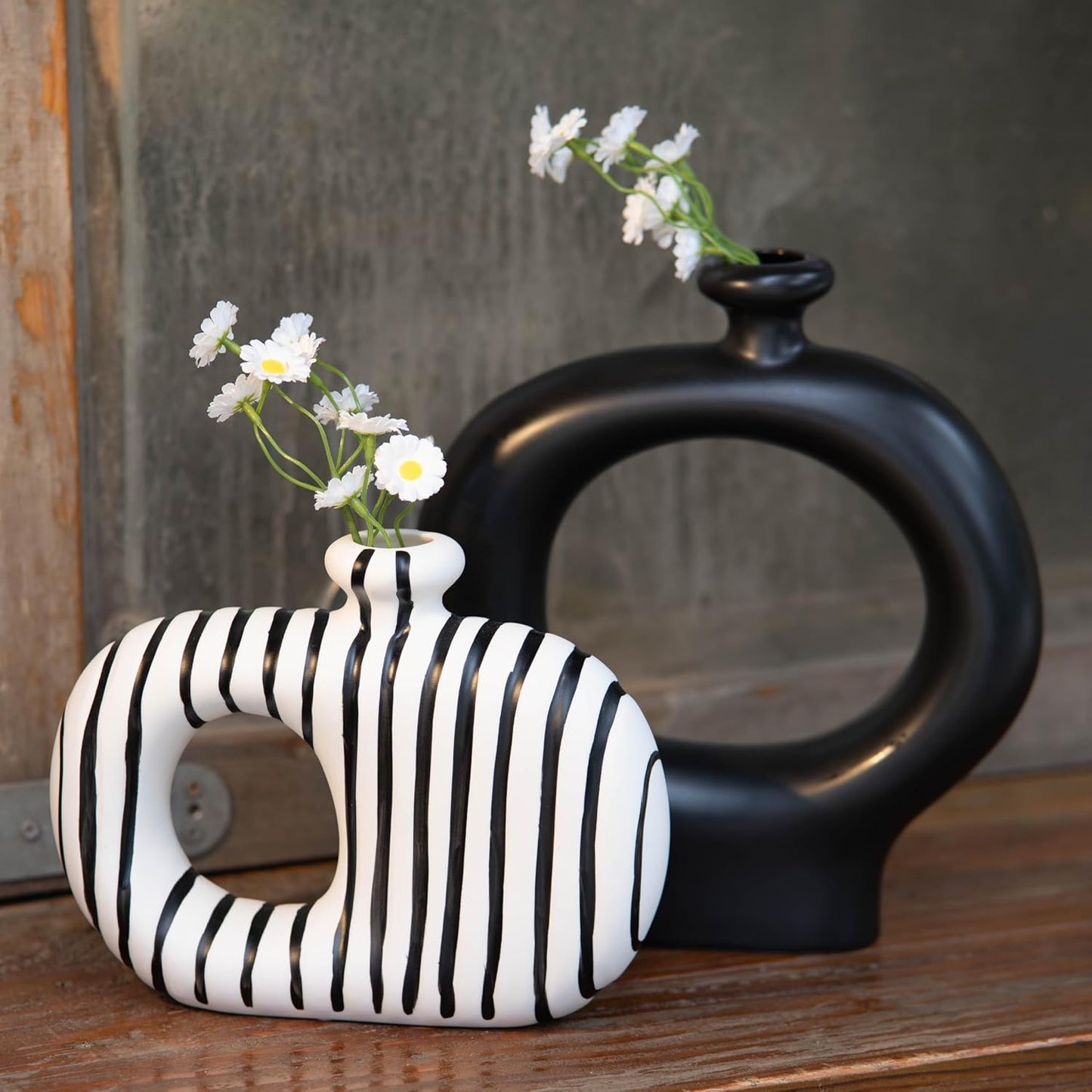 & White Striped Hollow Ceramic Flower Vases / Black / Set of 2
