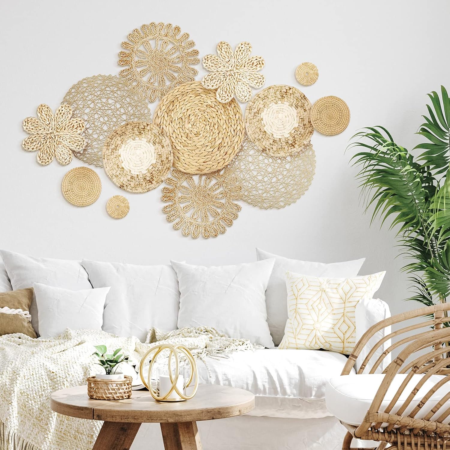 Boho Wall Basket Decor Woven Rattan Flat Baskets Handmade Boho Wicker Bamboo / Plain / Set of 13