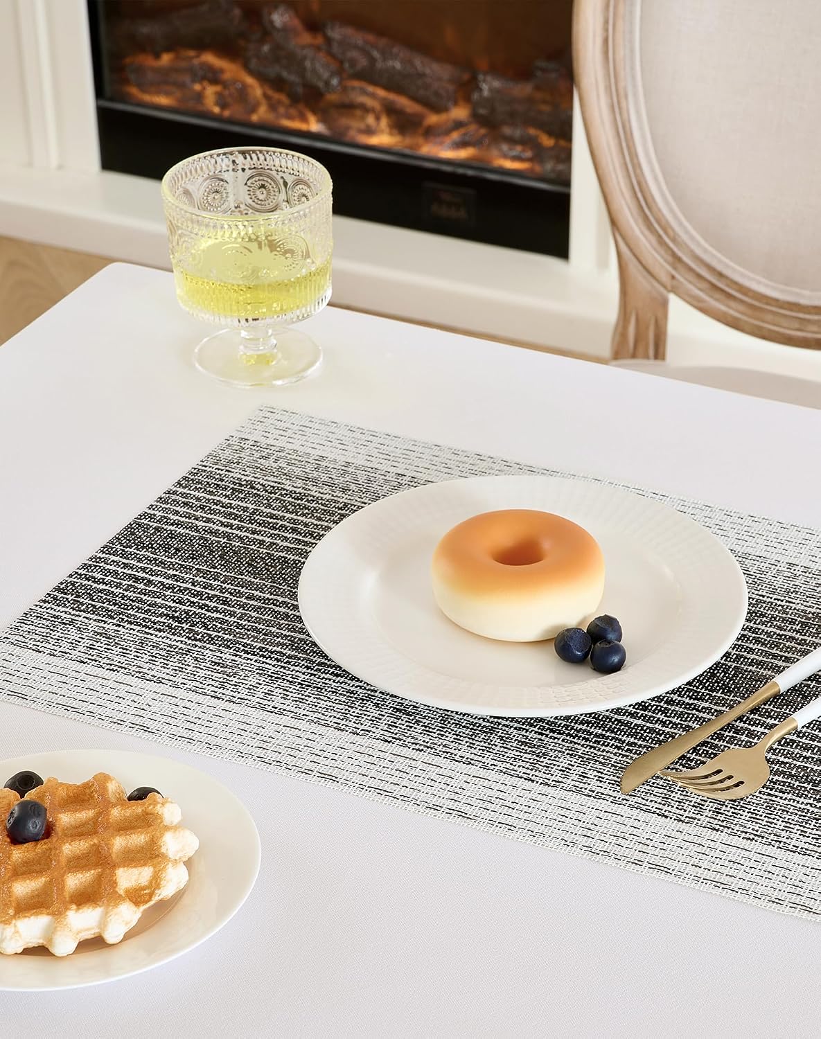 Leetaltree Woven Vinyl Placemats Set of 8,Black& White | Waterproof & Washable Dining Table Mats for Wedding