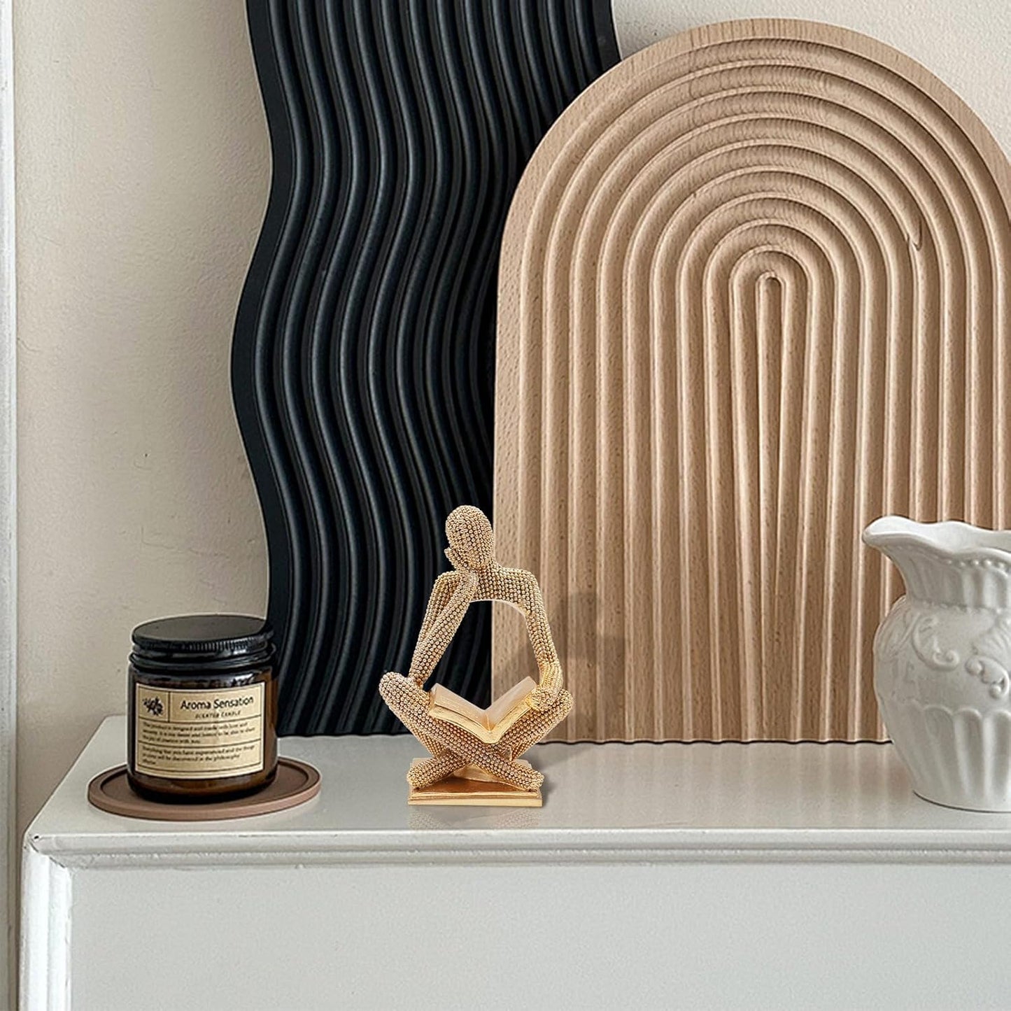 Modern Aesthetic Figurine Decoration / Right / Gold