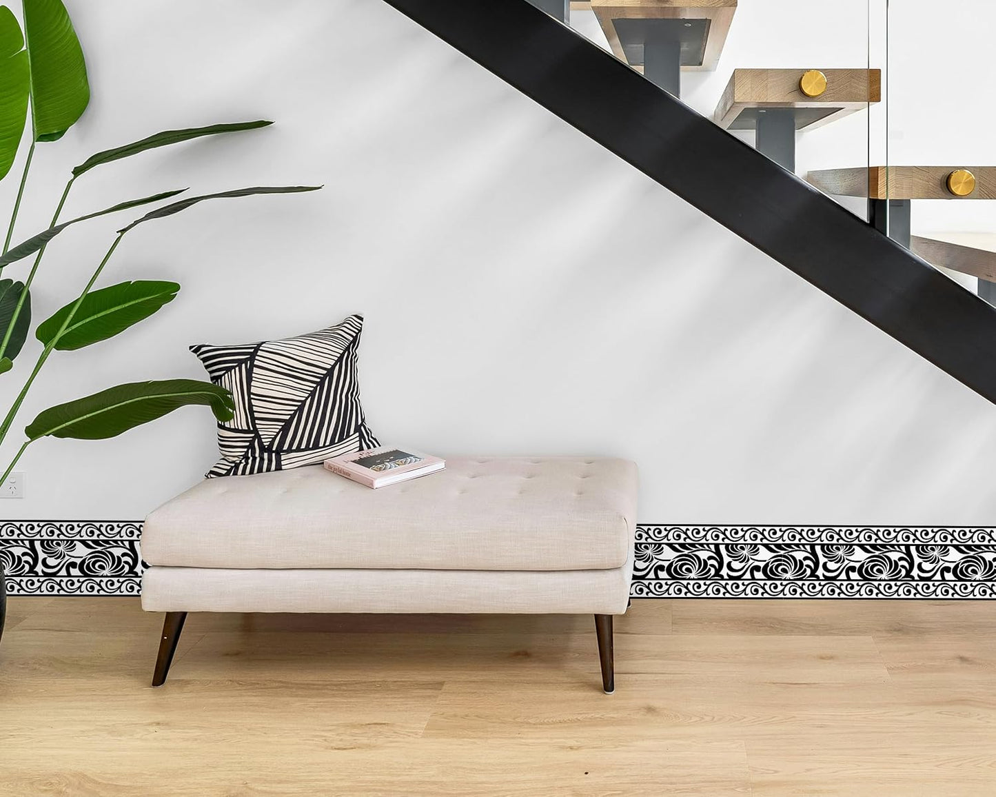 Wallpaper Border / 6 x 240 / WB-5617 / Black