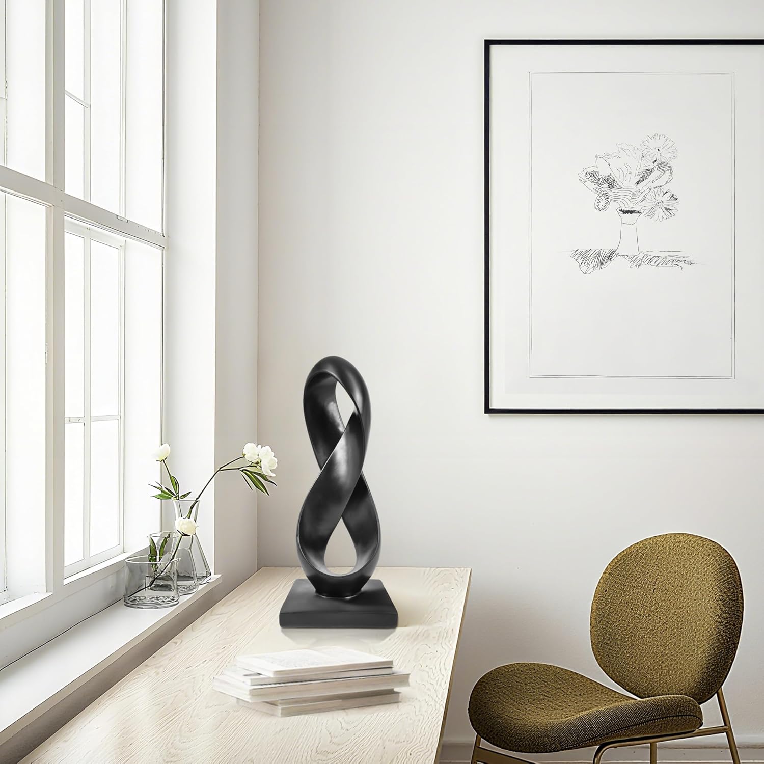 14.5'' Tall Minimalist Figure Eight Tabletop Statue / Black