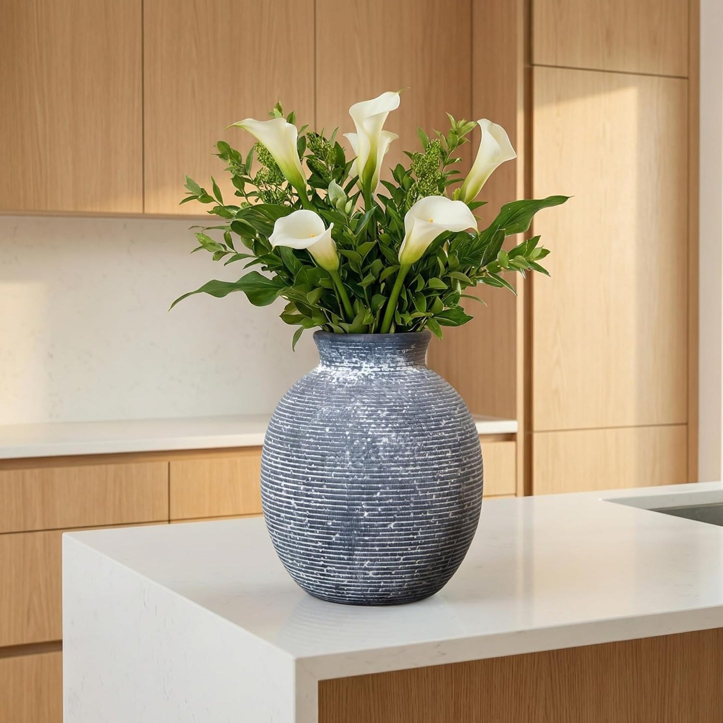 Ceramic Flower Vase / Dark Blue-7.4