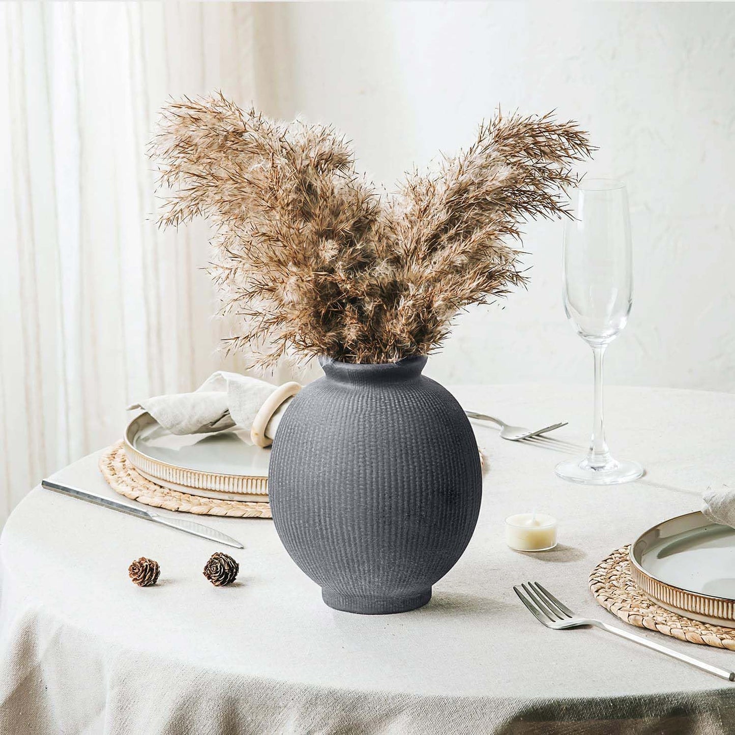 Ceramic Decorative Flower Vase / Modern Black-6.8