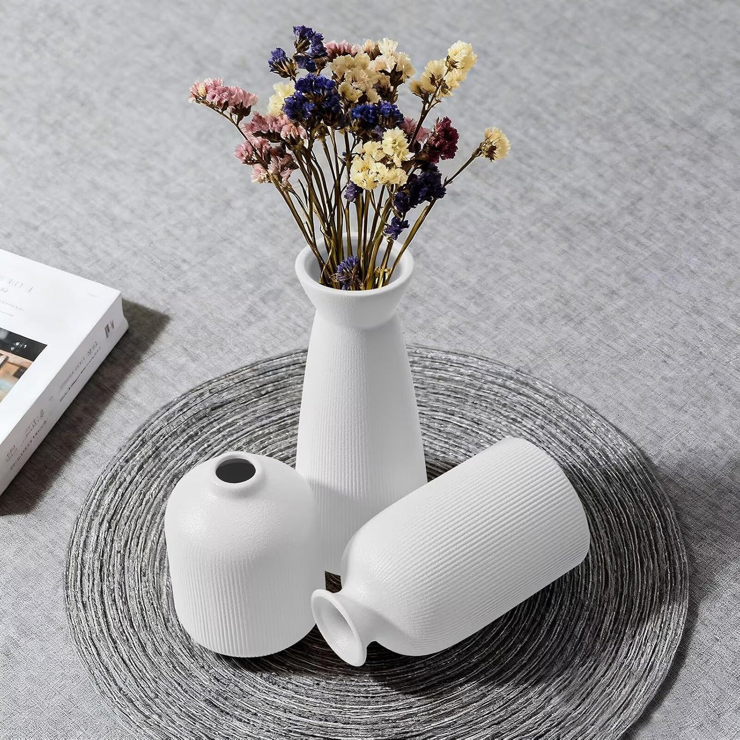 Ceramic Flower Vases / White / Set of 3