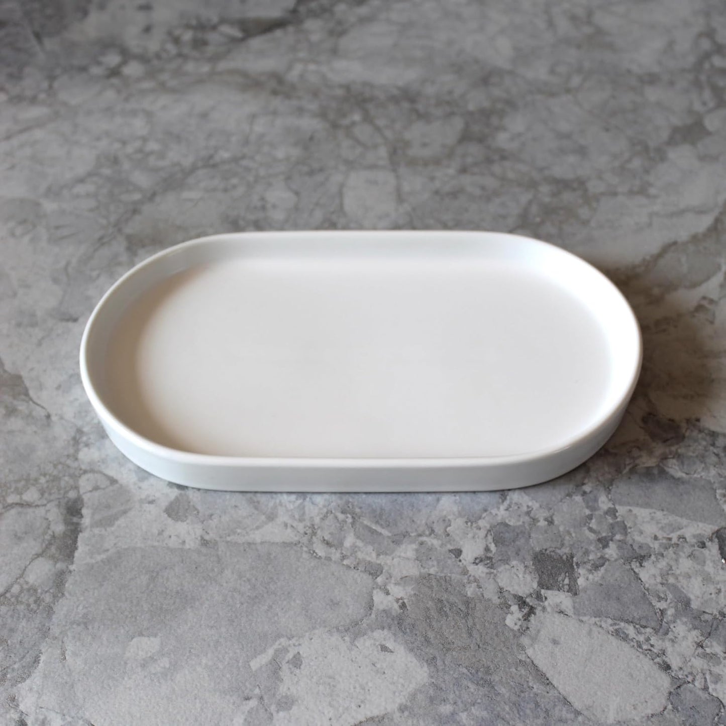 Ceramic Vanity Tray / White / 7.5 x 4.1 x 0.8