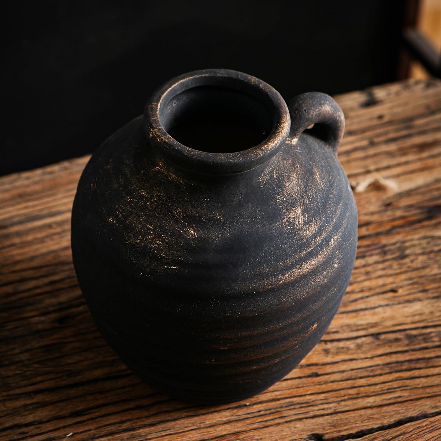 Rustic Ceramic Vase / Black Bronze-s-101