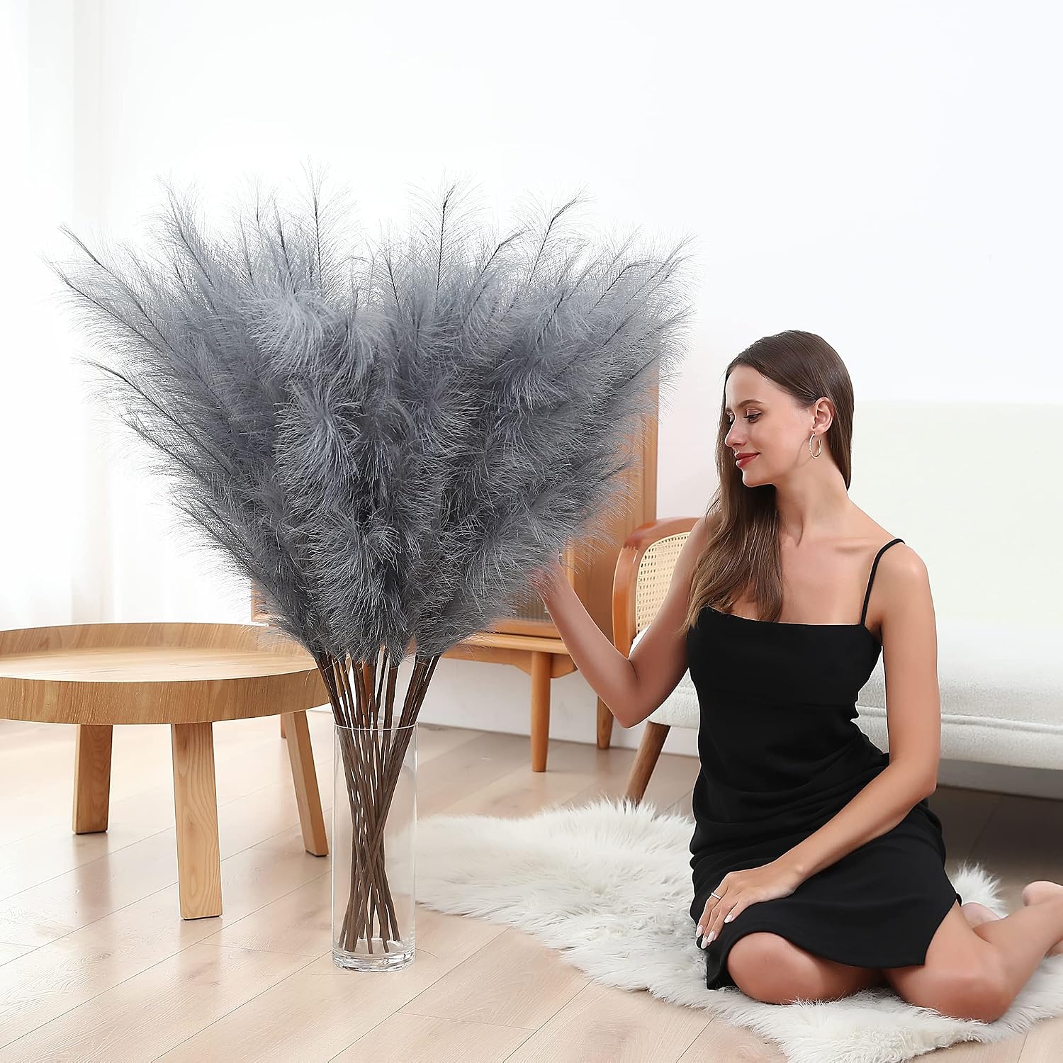 Tall Faux Pampas Grass Decor / Grey / 45 Inch / Set of 8