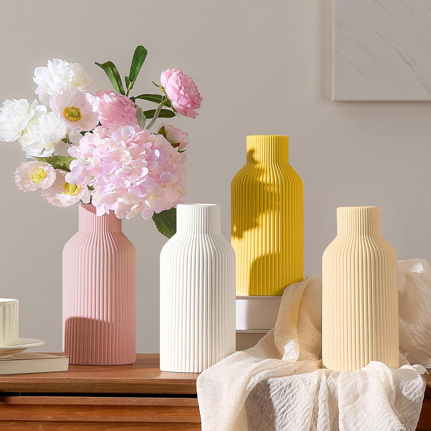 Ceramic Flower Vase / Pink / 8 Inch