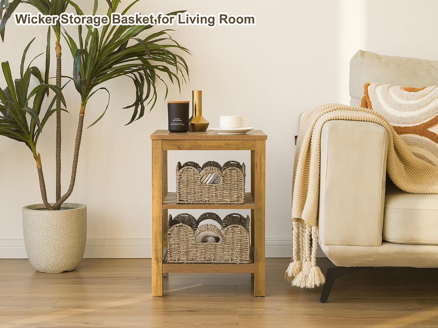 Scalloped Wicker Basket / Natural