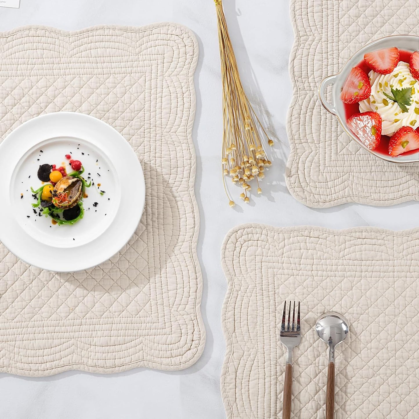 100% Cotton Quilted Placemats Set of 6,Washable Cloth Table Placemats for Kitchen & Dining Table