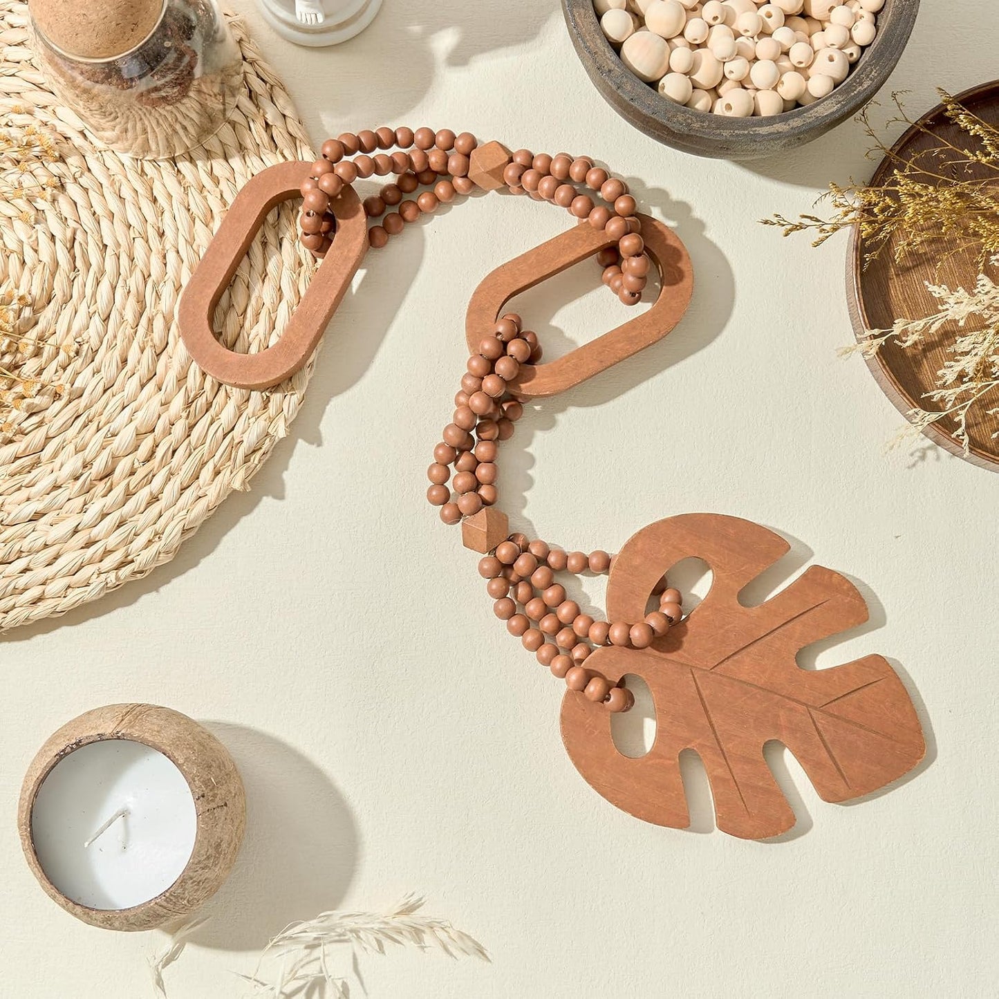 Knot Beaded Garland Decor / Brown