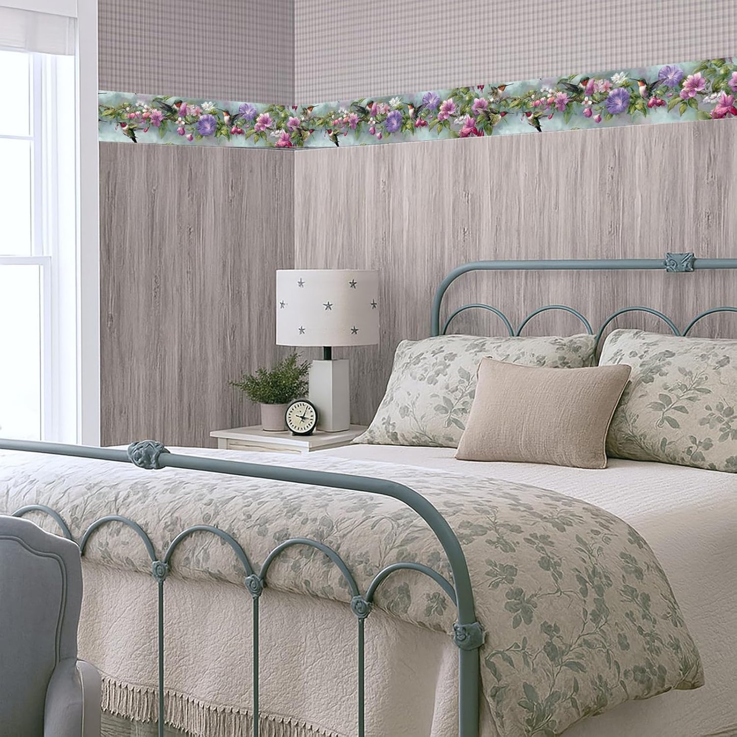 Morning Glory Wallpaper Border Removable Wall Border Peel and Stick / Pink Purple Flower / 196 x 4