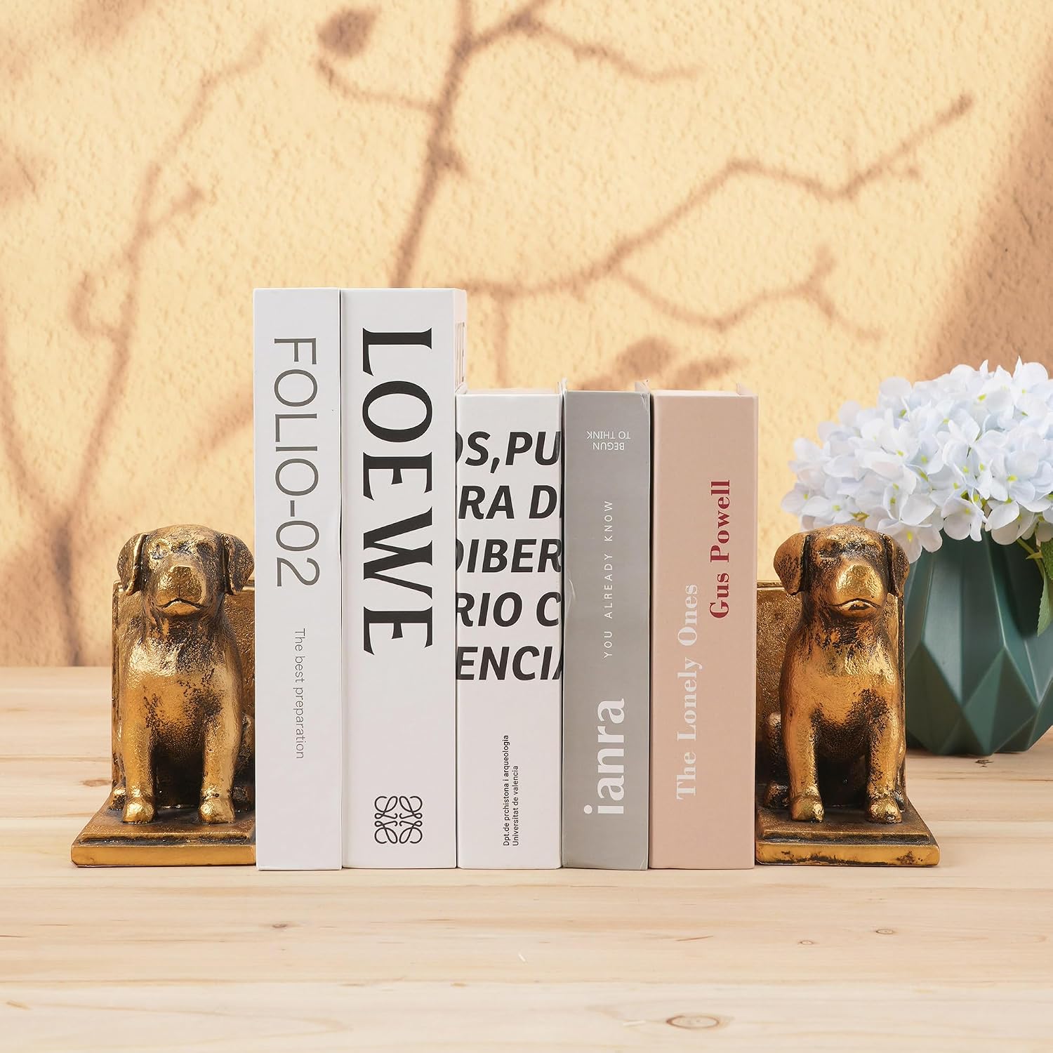 Book Ends / Decorative Bookend