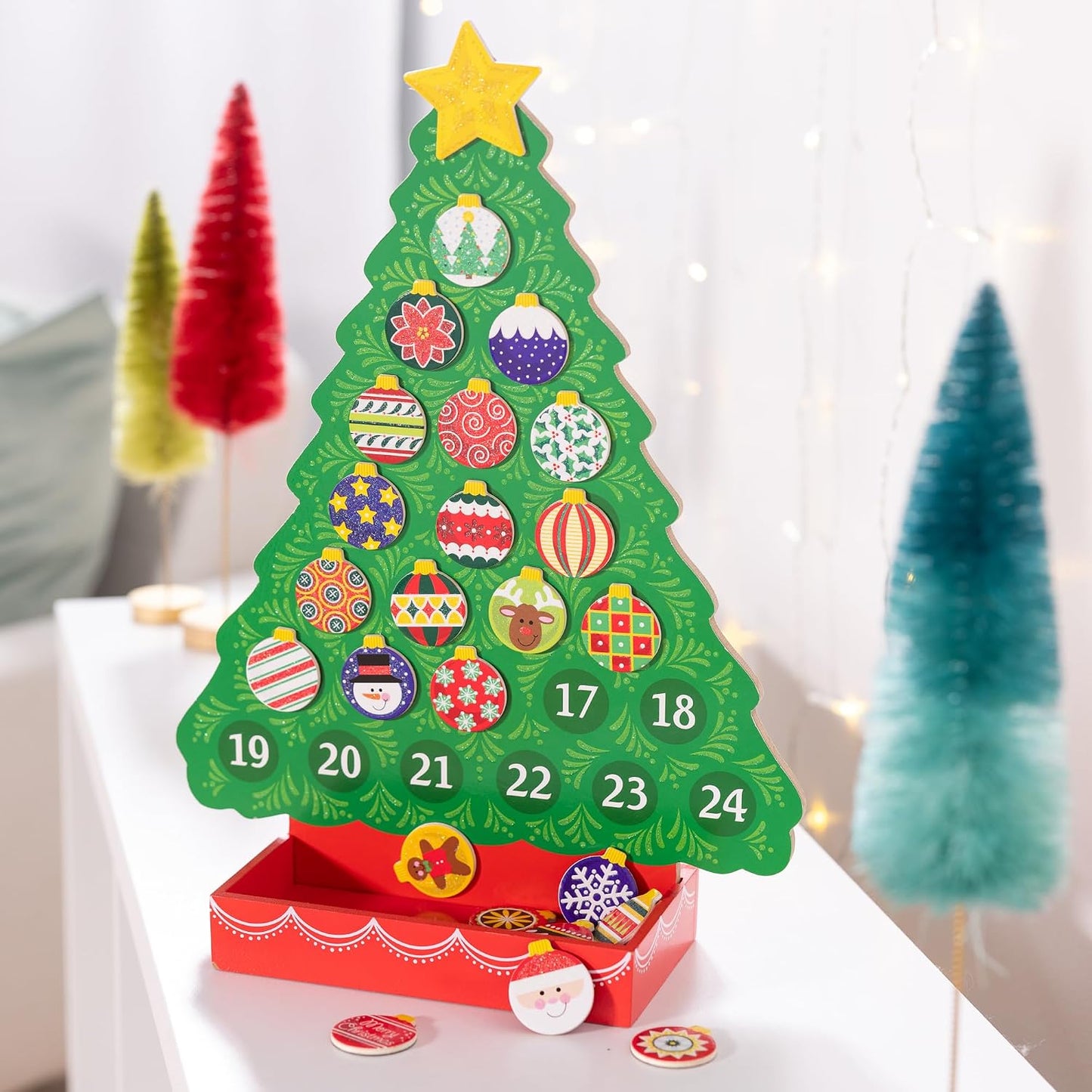 Melissa & Doug Countdown to Christmas Wooden Advent Calendar - Magnetic Tree, 25 Magnets