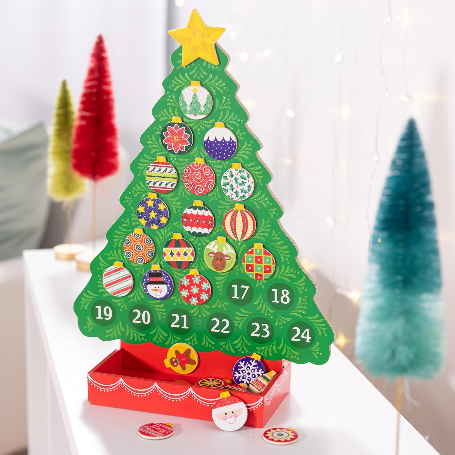 Melissa & Doug Countdown to Christmas Wooden Advent Calendar - Magnetic Tree, 25 Magnets