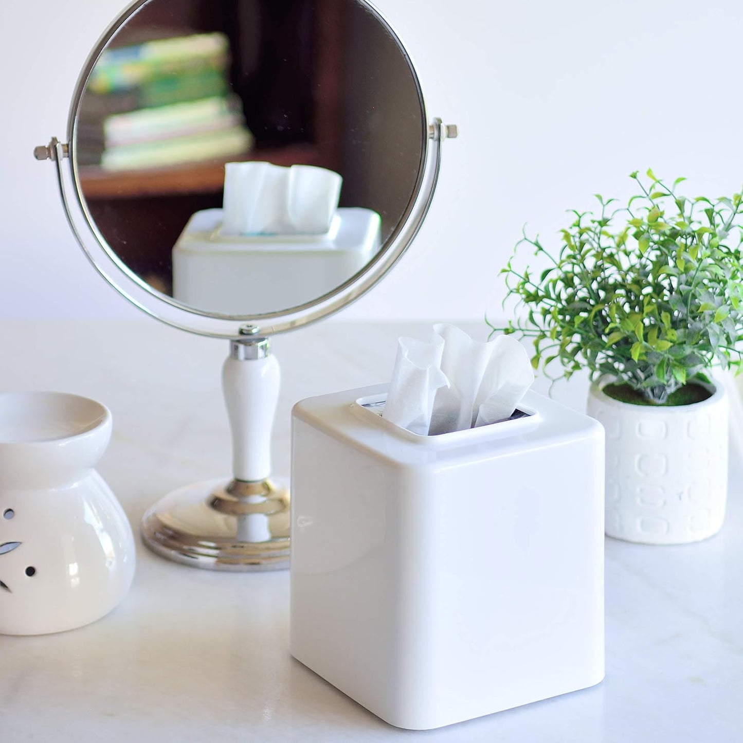 Tissue Box Covers / White / Set of 2