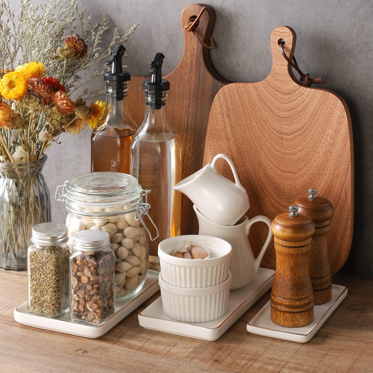 Small Ceramic Tray / White with Gold Line Set/1 / L - 9.8