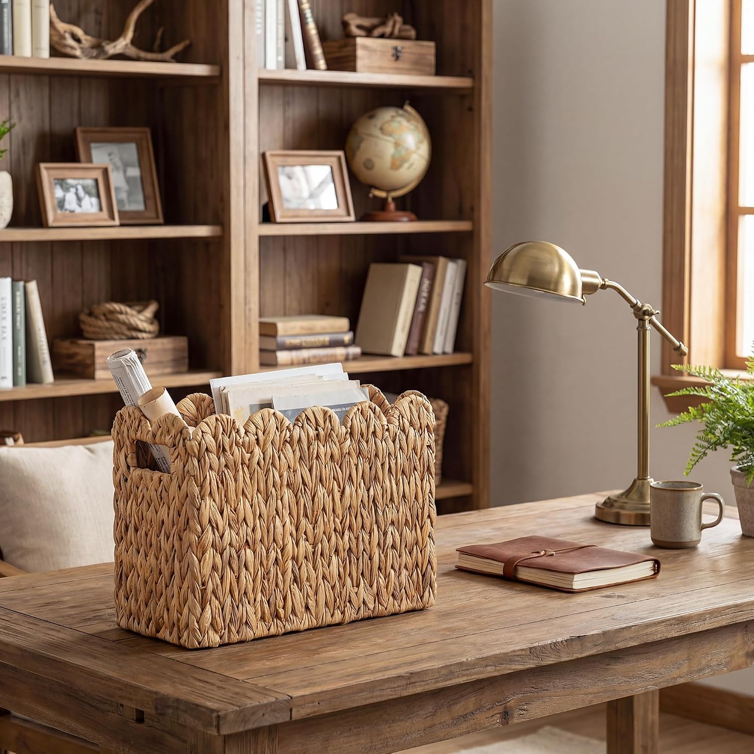 Magazine Wicker Basket / Natural