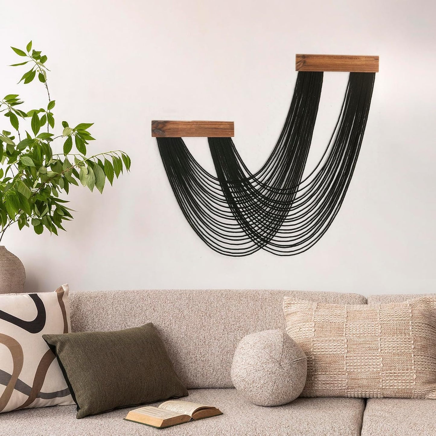 Macrame Wall Hanging / Black