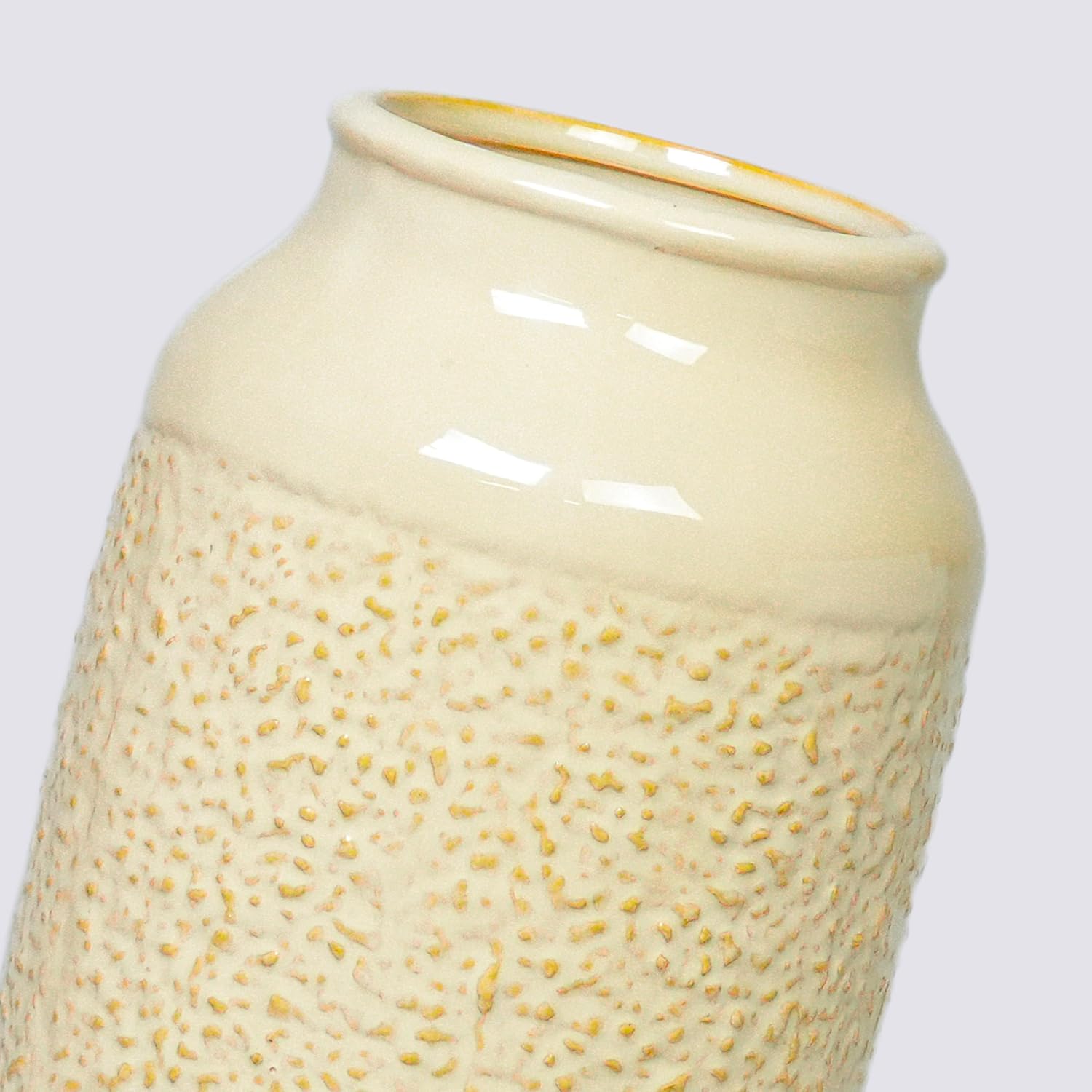 Modern Farmhouse Vases / Beige / 9 Inch
