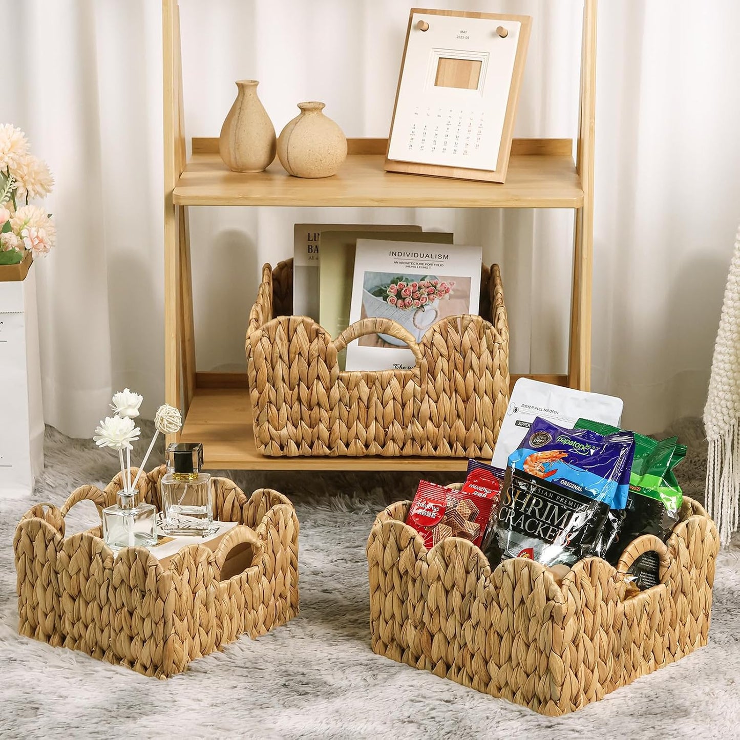 Scalloped Edge Basket Hand Woven Wicker Storage Baskets Rattan Baskets / Set of 3