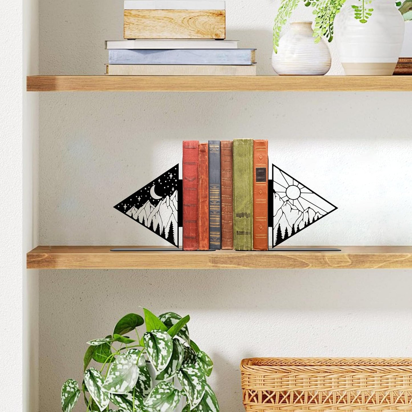 Metal Book Ends / 5.98 x 1.18 x 5.51