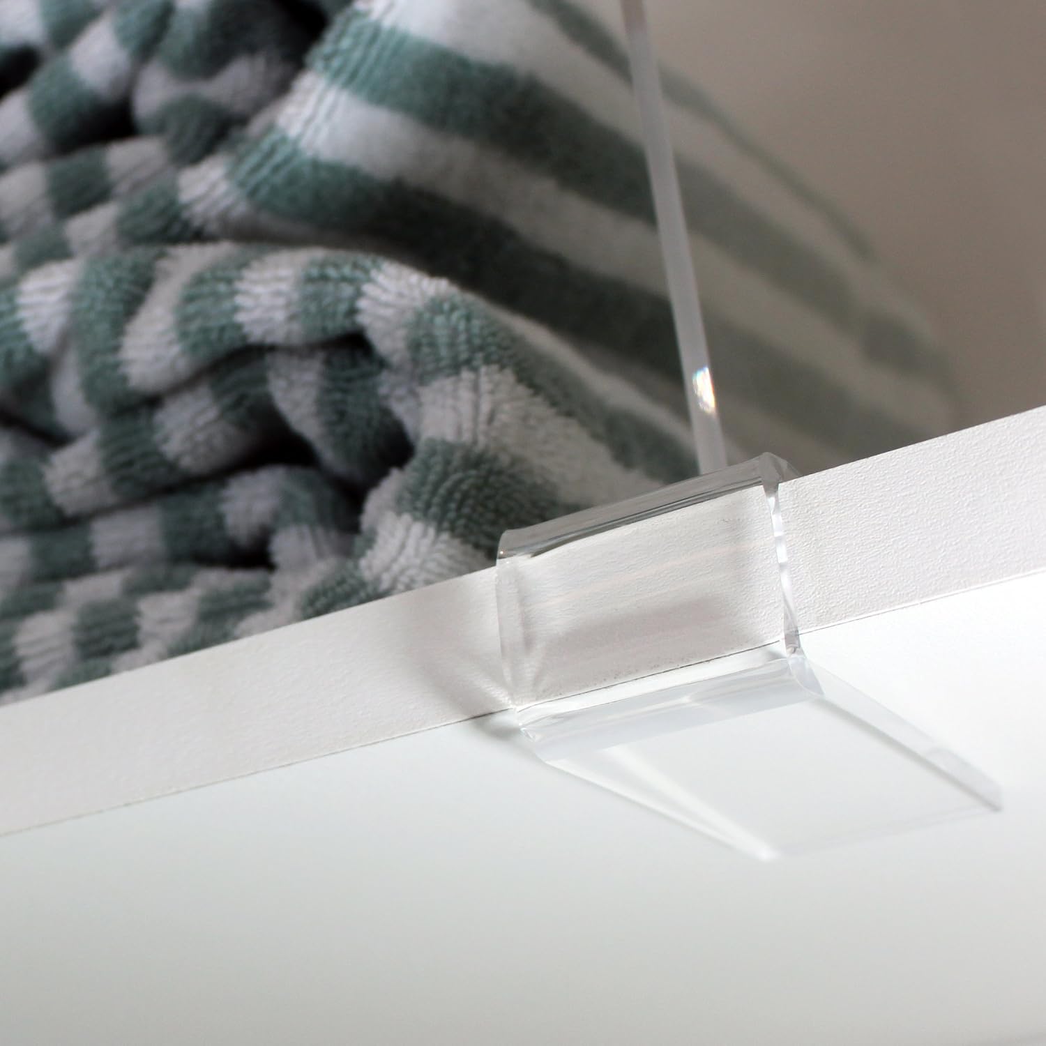 Wood Shelves / Closet Organizers / Clear / Set of 2