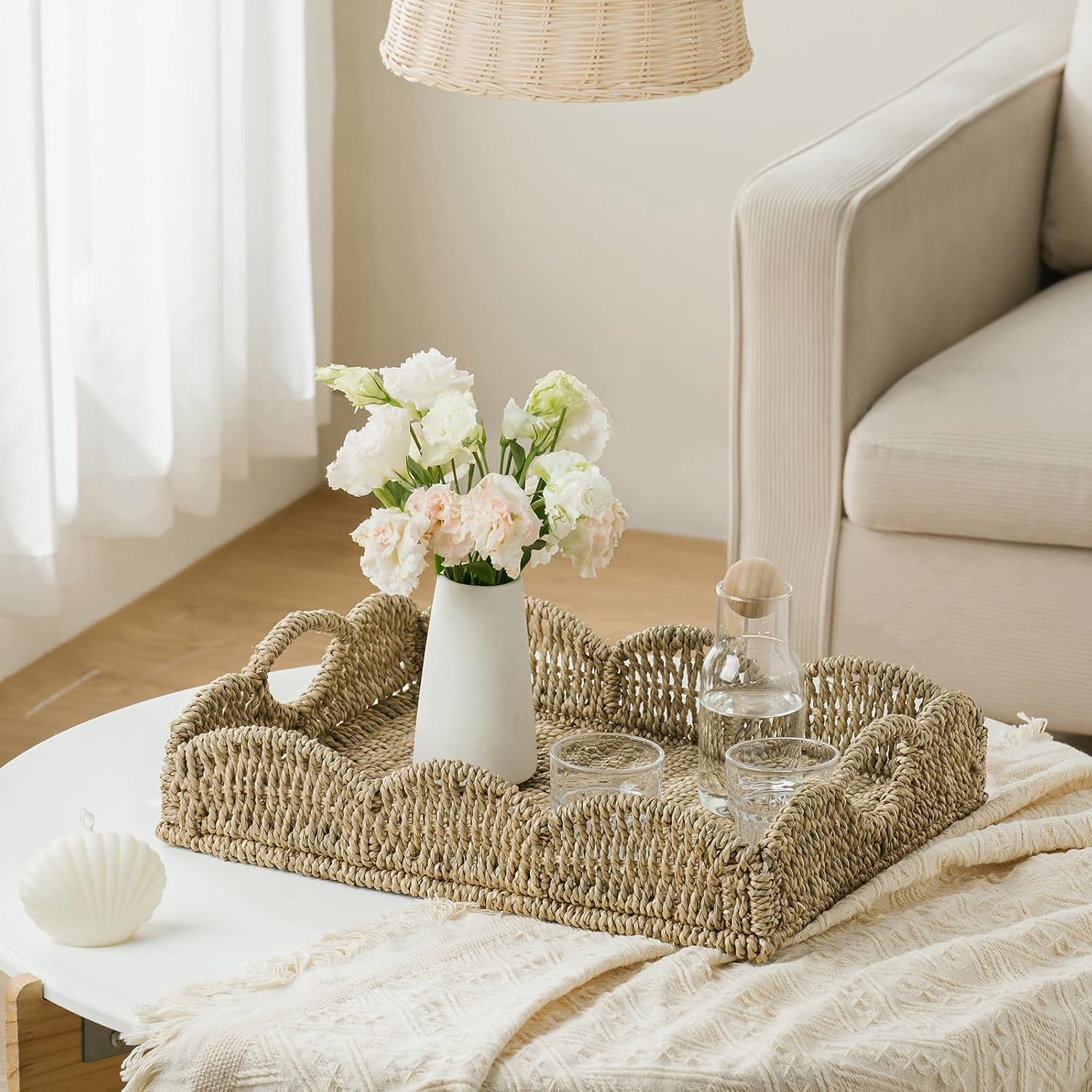 Wicker Tray / Handwoven Woven Tray / 17.3 x 13.4 x 3.6 / Seagrass-scalloped