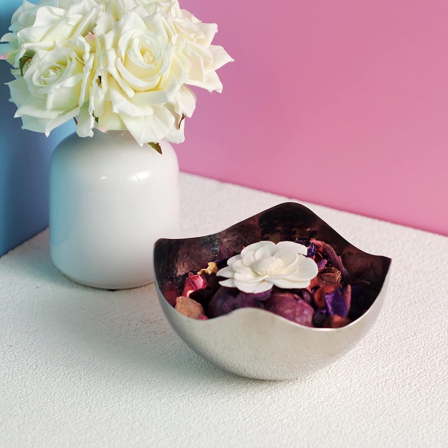 LED Candles / Diameter Finish Metal Bowl / 5.75" Diameter / Silver / 5.75 Inch