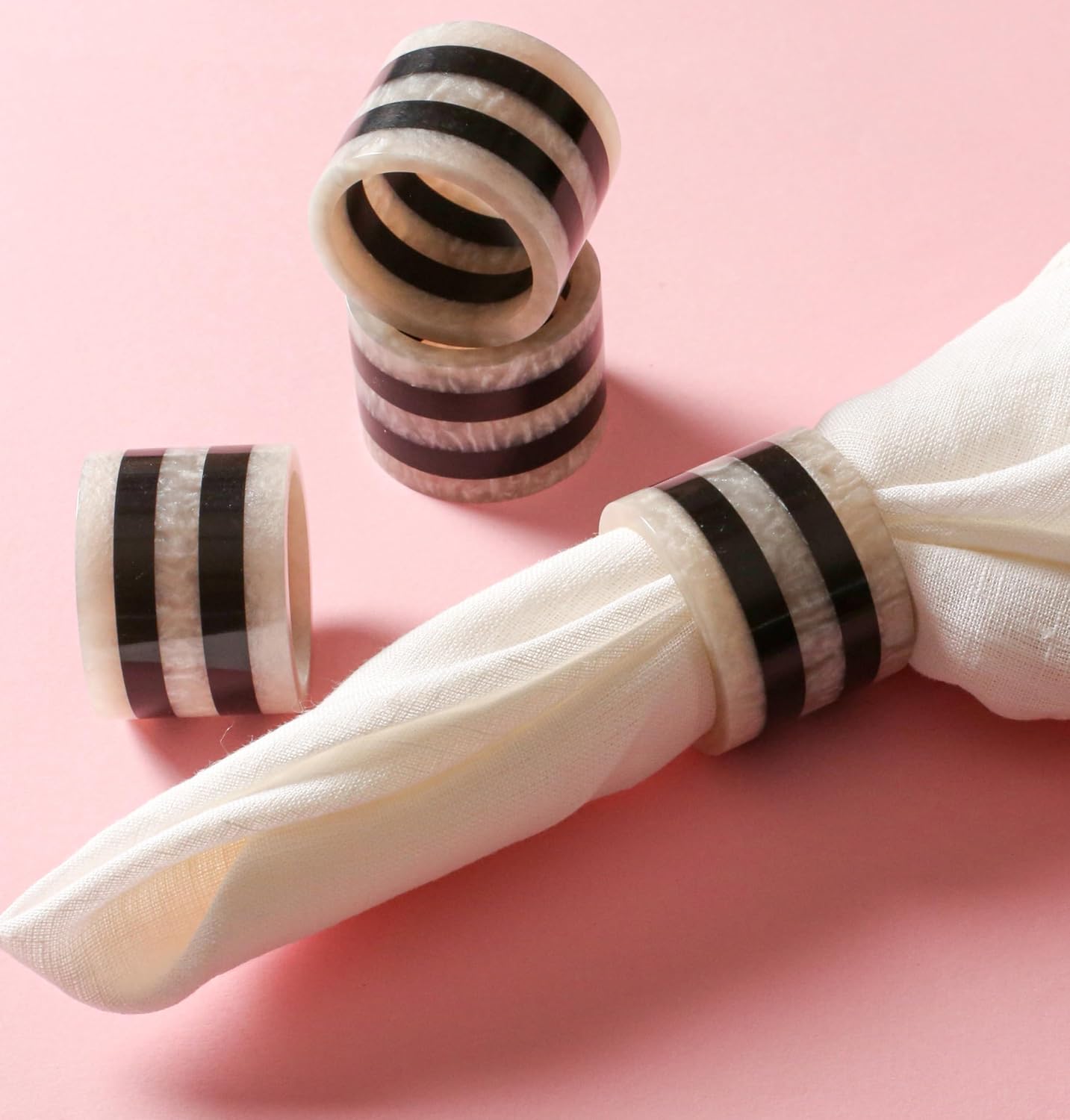 Alpha Living Home Resin Napkin Rings, Set of 12, Modern Round | Polished resin, glossy finish, 2x2x1.5 in each