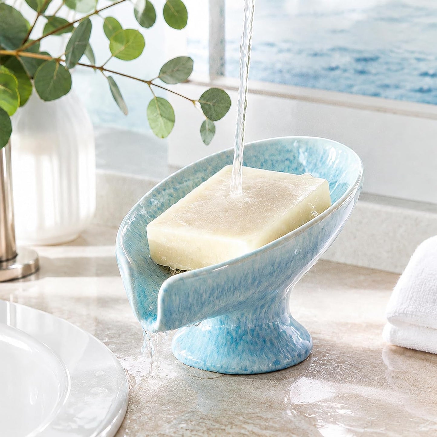 Glacier Leaf Self Draining Bar Soap Holder / Blue