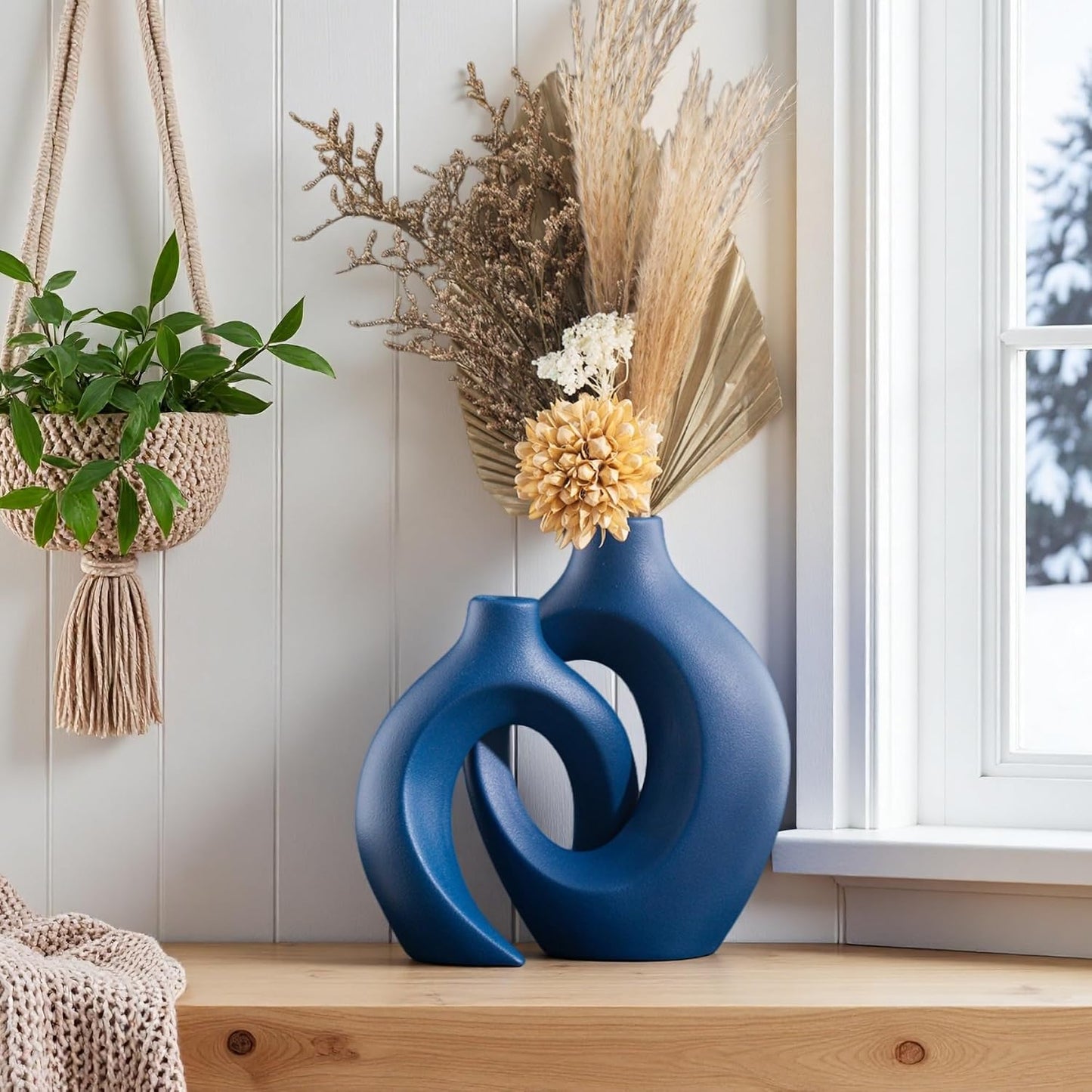Snuggle Hollow Ceramic Vase / Navy Blue L / 8.4 Inch / Set of 2