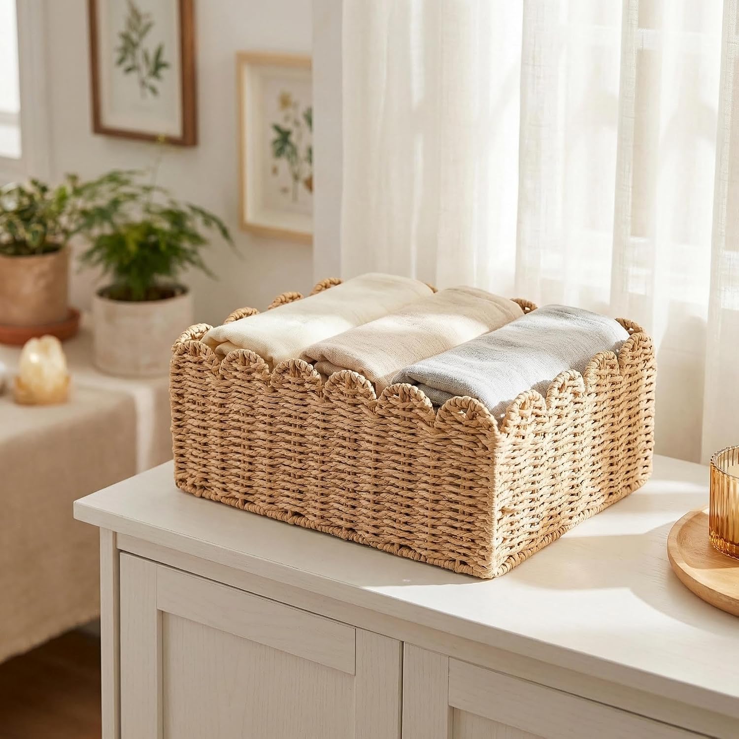 Scalloped Basket / Hand Woven Baskets / M