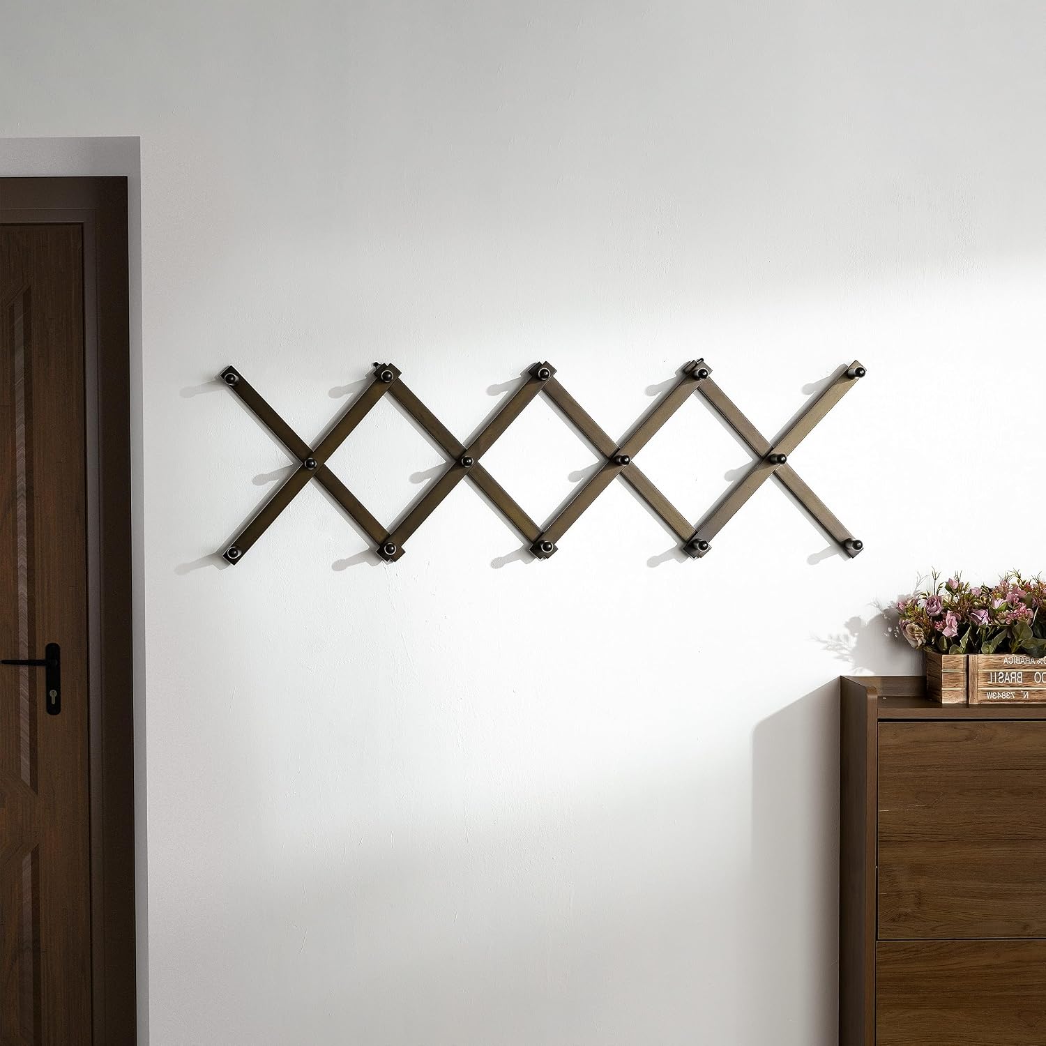 Accordion Wall Hanger:16'' High Wooden Expandable Coat Rack, Hat Rack for Wall,Accordion Hook for Baseball