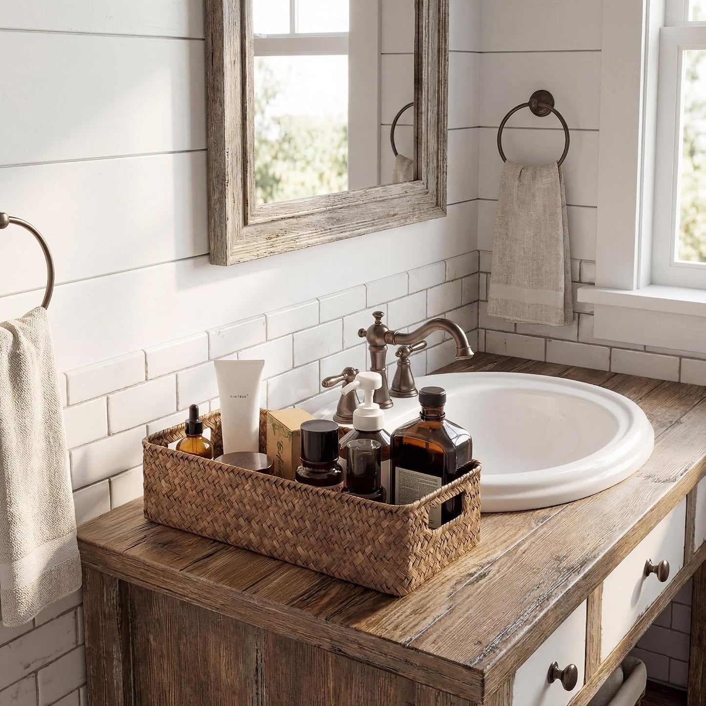 Seagrass Bathroom Basket Organizer and Storage / Brown