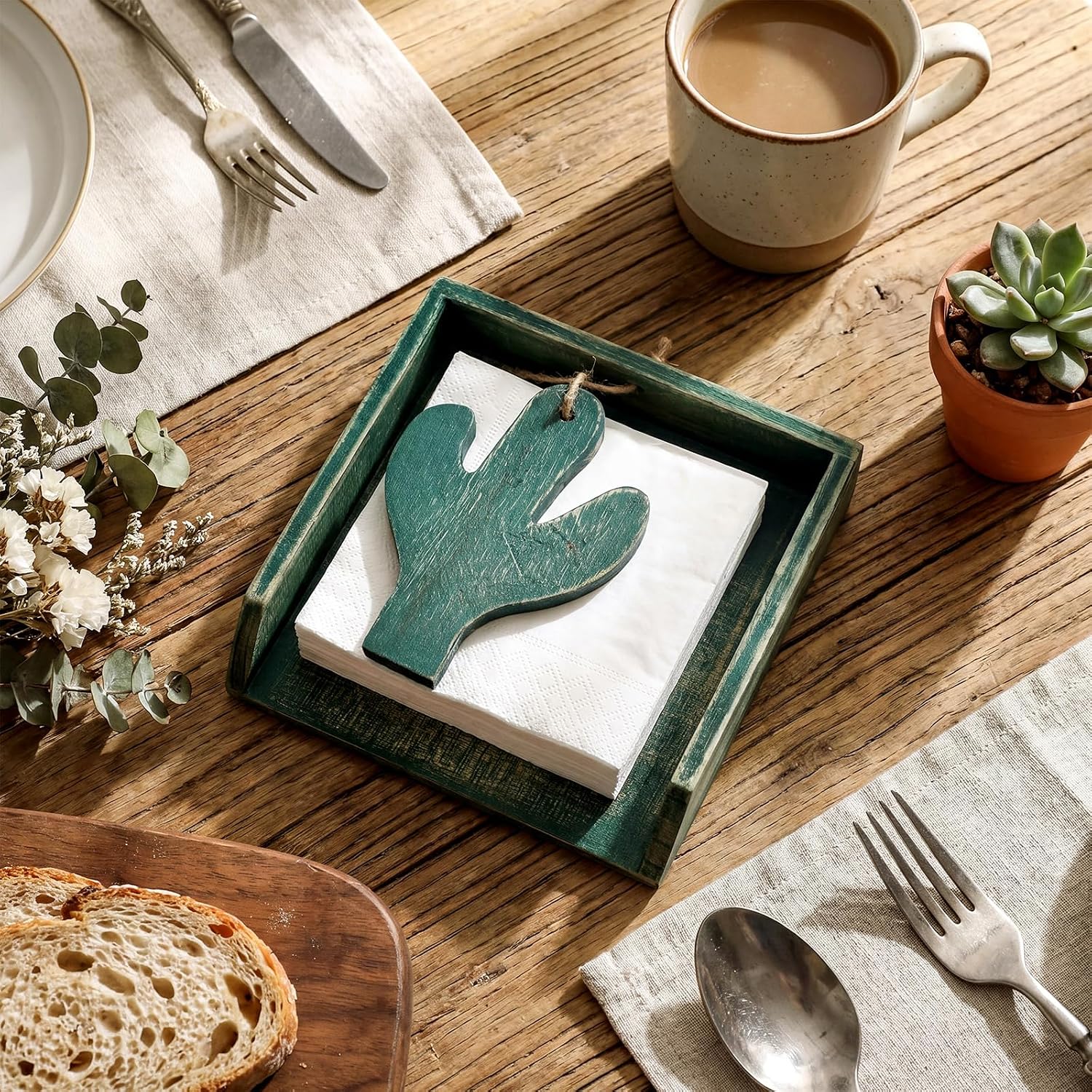 Wooden Lunch Napkin Holder / Green / 7 x 7