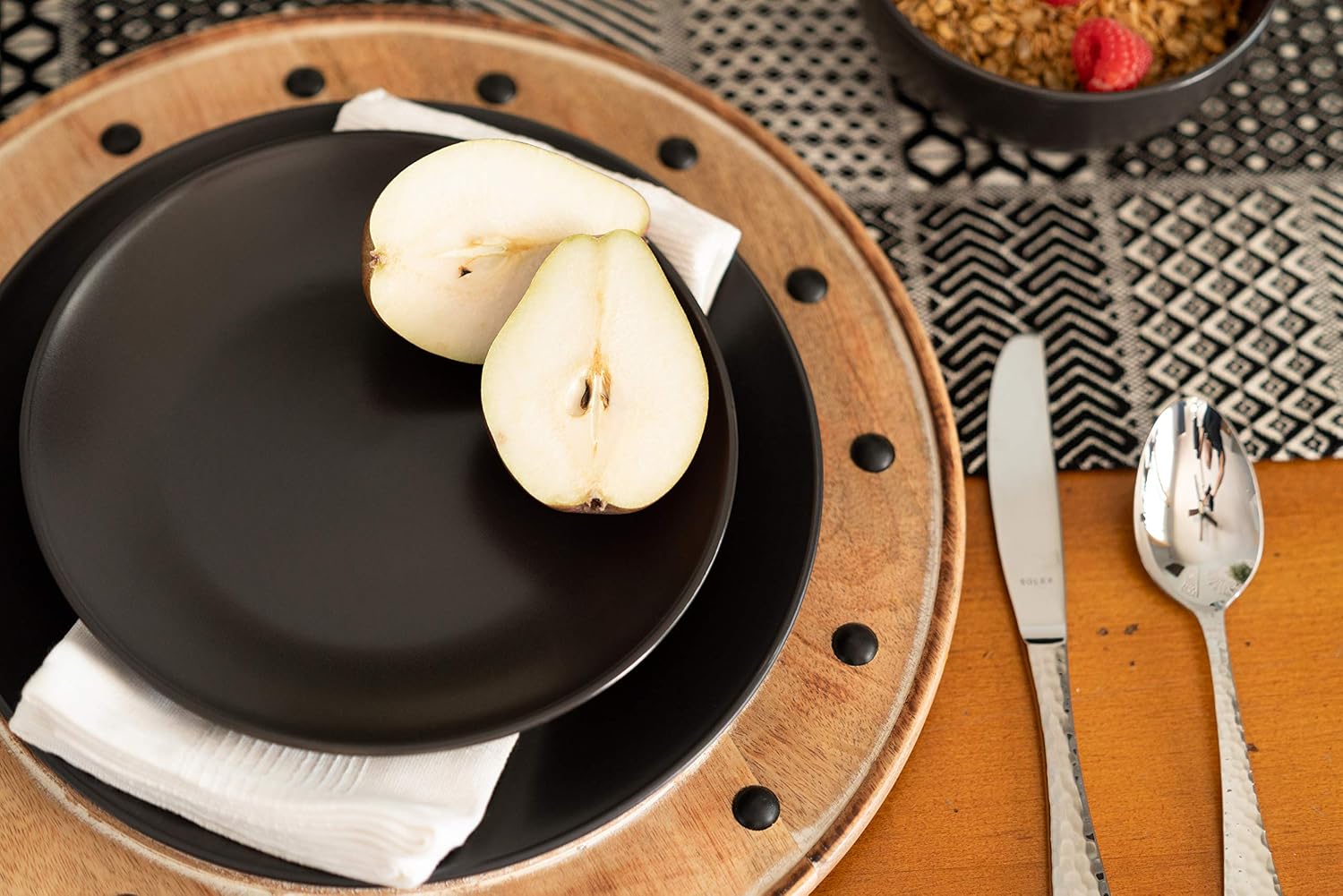 10 Strawberry Street Wazee Matte 10.5" Coupe Dinner Plate, Set of 6, Black