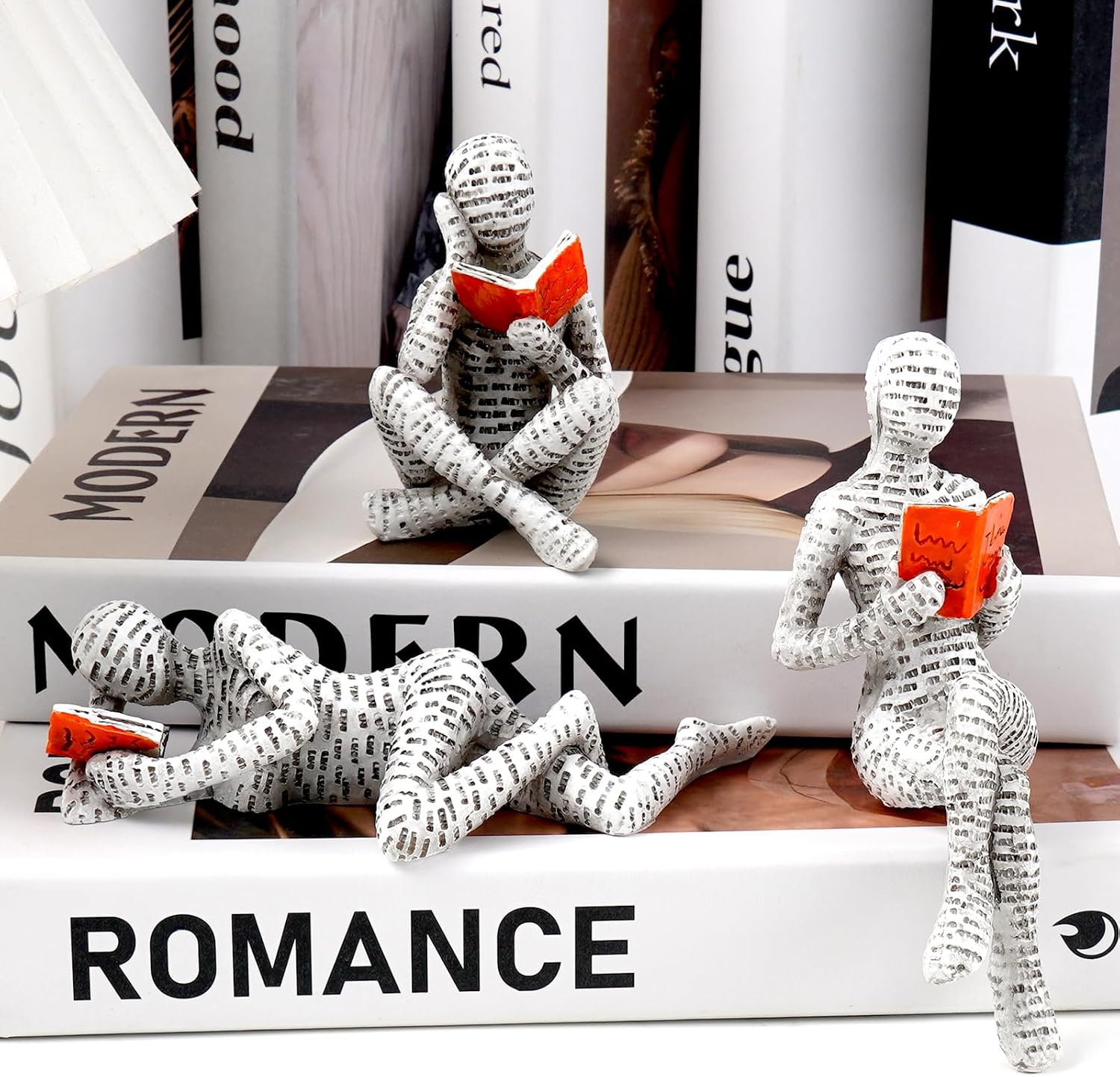 Modern Abstract Reading Sculpture Small Resin Statue / Set of 3