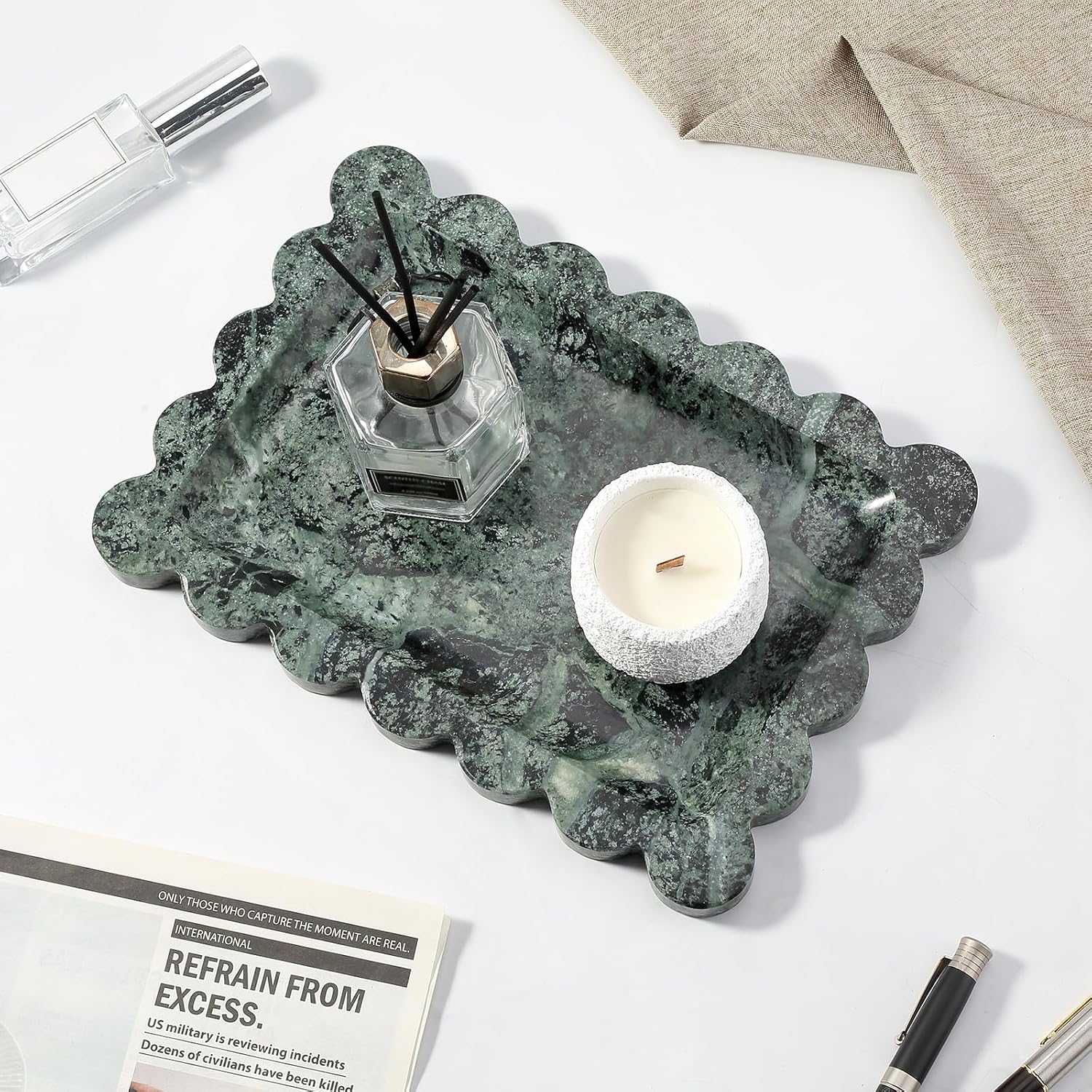 Scalloped Marble Tray / Green / 11 x 7.9 x 0.7