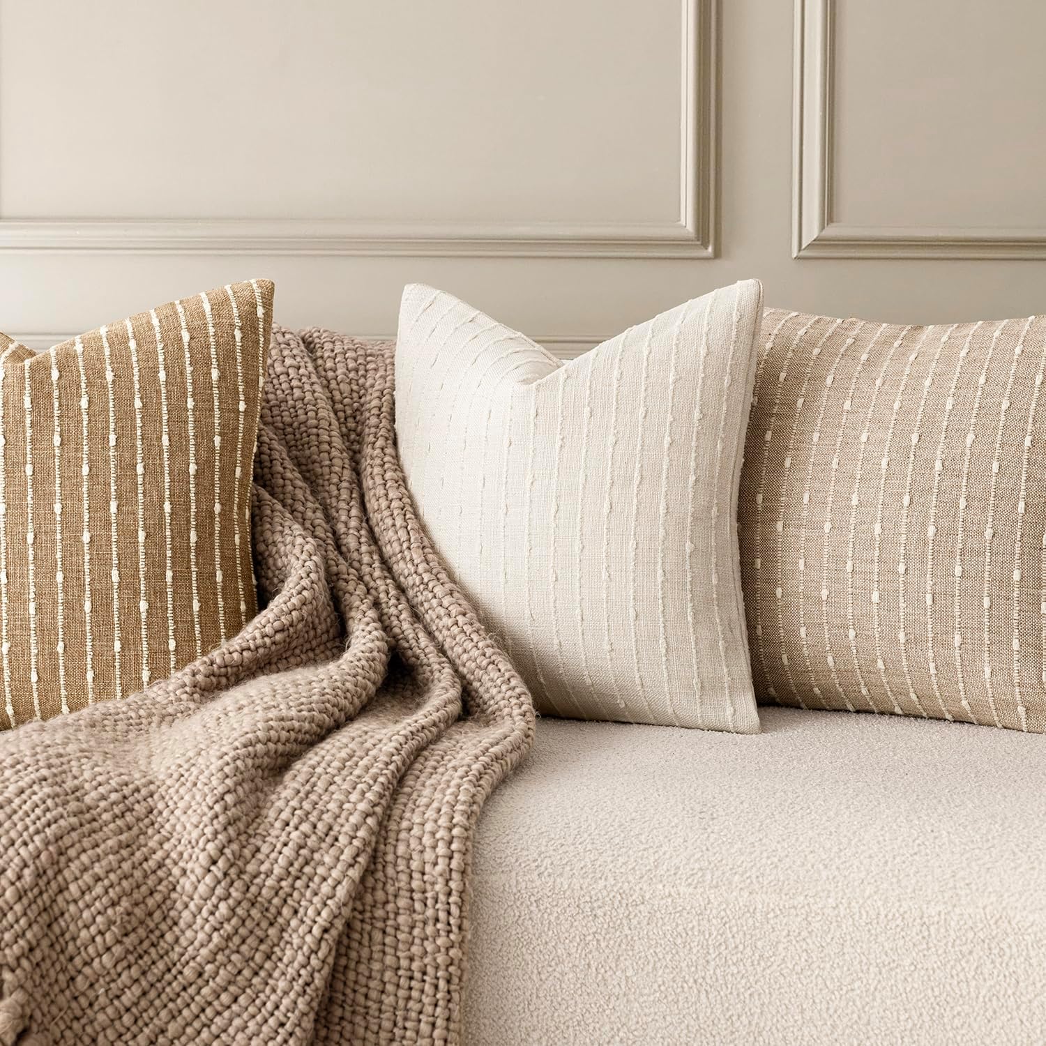 Decorative Jacquard Boucle Throw Pillow Covers Accent Textured / 18 x 18 / Cream White / Set of 2