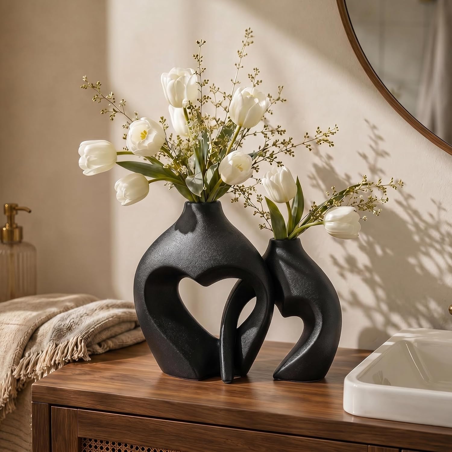 Ceramic Flower Vases Home Decor Heart Shaped Vase Nordic Heart Shaped Vases / Black / Set of 2